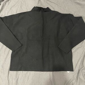 ZYIA Black Onyx Asana Sweater